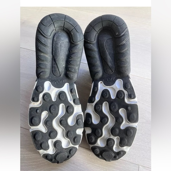 Men’s Size 9 - Nike Air Max 270 React Op-Art Optical Black/Gray Running Sneaker - Picture 8 of 9